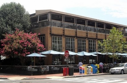 Lauriol Plaza - Dupont Circle DC