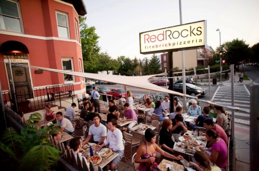 RedRocks Pizzeria