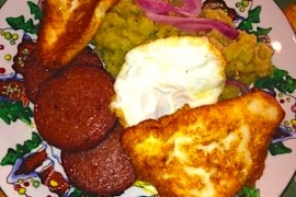 Tre Golpe: Salami, Mangu & Eggs